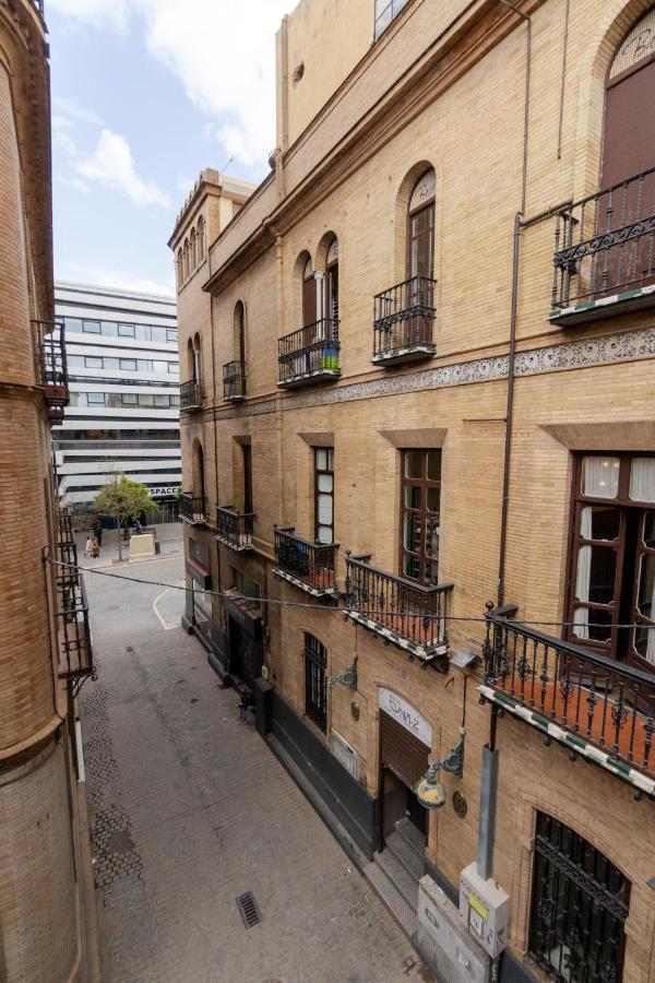 Rentalsevilla A Un Minuto De La Campana Sevilha Exterior foto